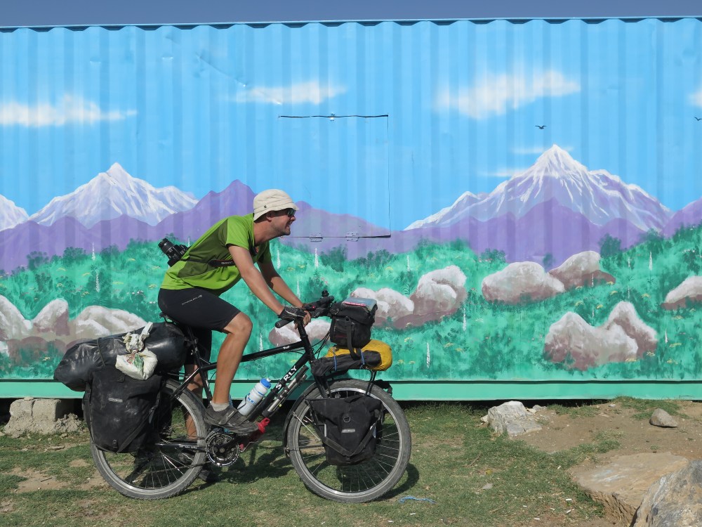 Before leaving Samarkand, this would probably have been a contender for the best scenery cycled through in Uzbekistan.